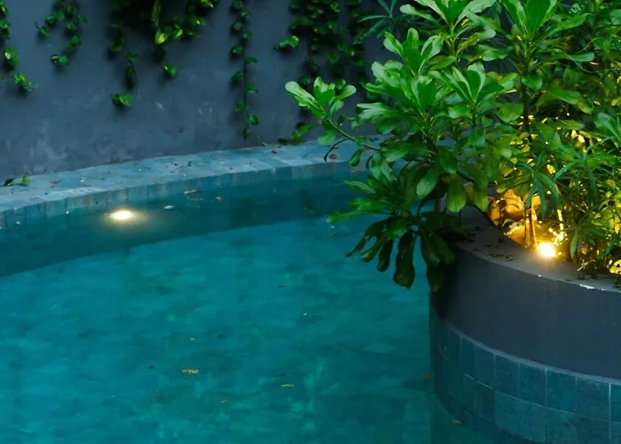 Sky Pool - 4 Guests - Near The